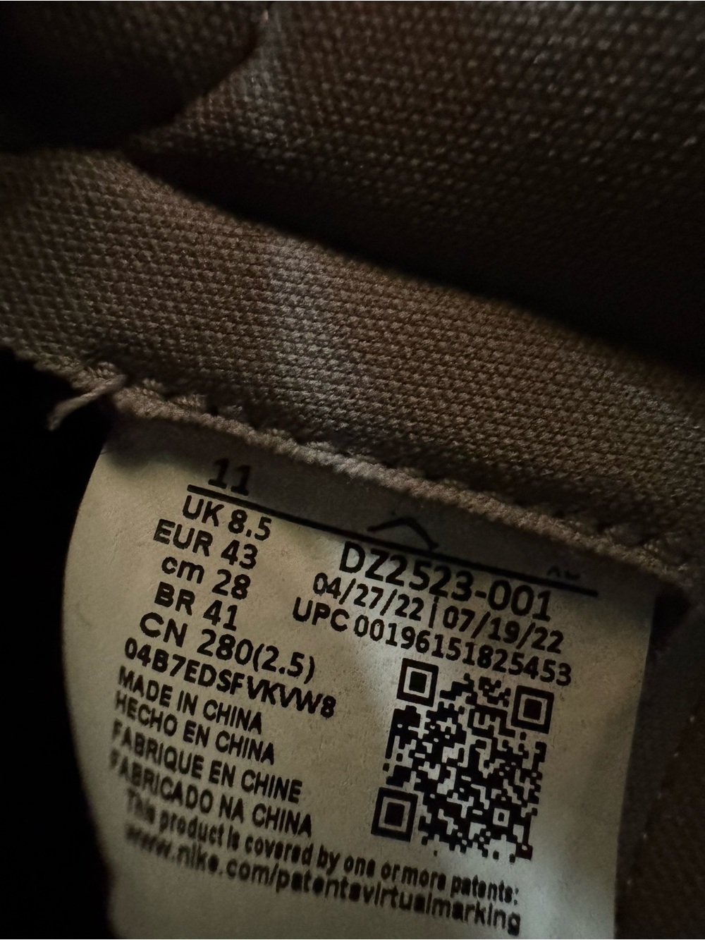 Air Jordan 1 High Top Sneakers in Gray and Black - Picture 9 of 11
